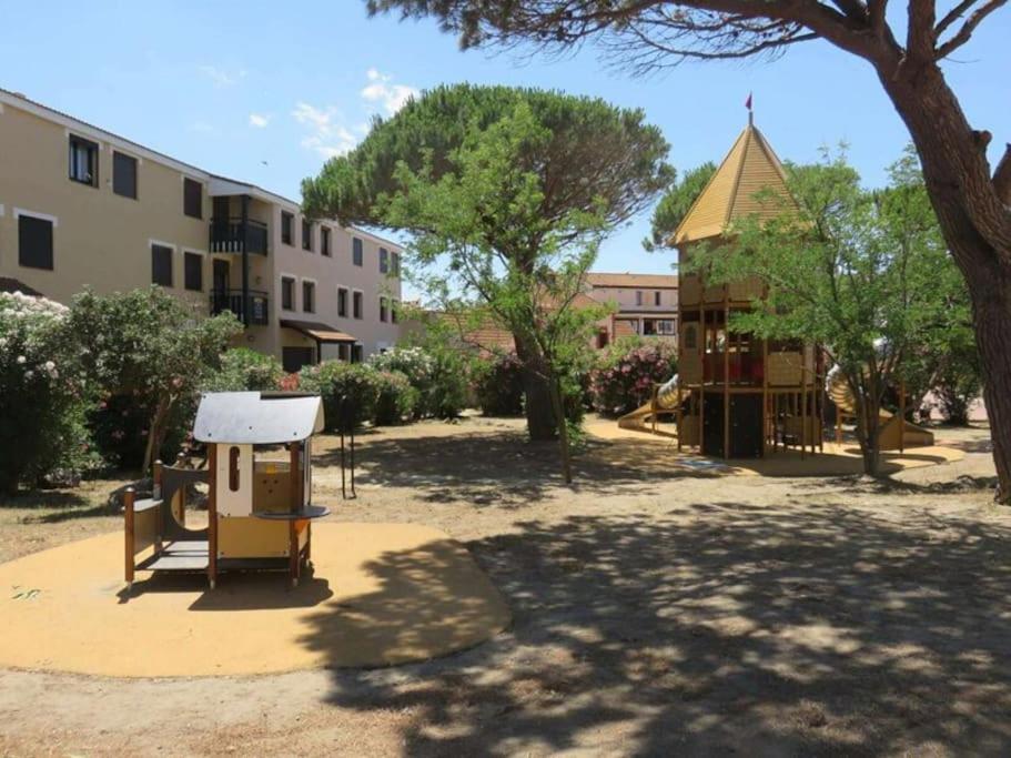 Appartement 5 Couchages Tout Confort Proche Mer Le Barcarès エクステリア 写真